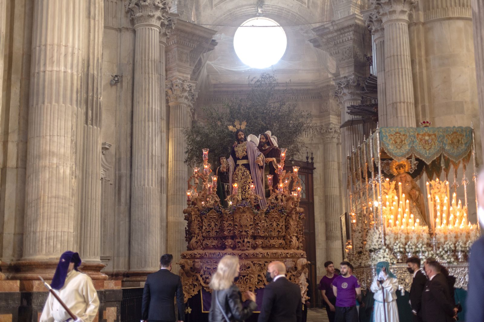 Imágenes del regreso del Prendimiento a su templo en la Semana Santa de Cádiz 2022