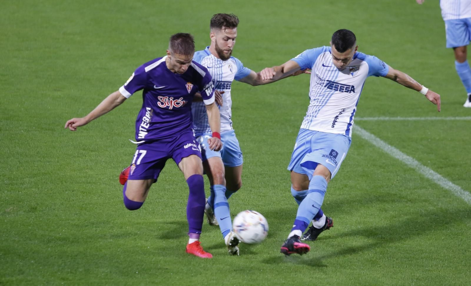 Las fotos del Málaga - Sporting de Gijón