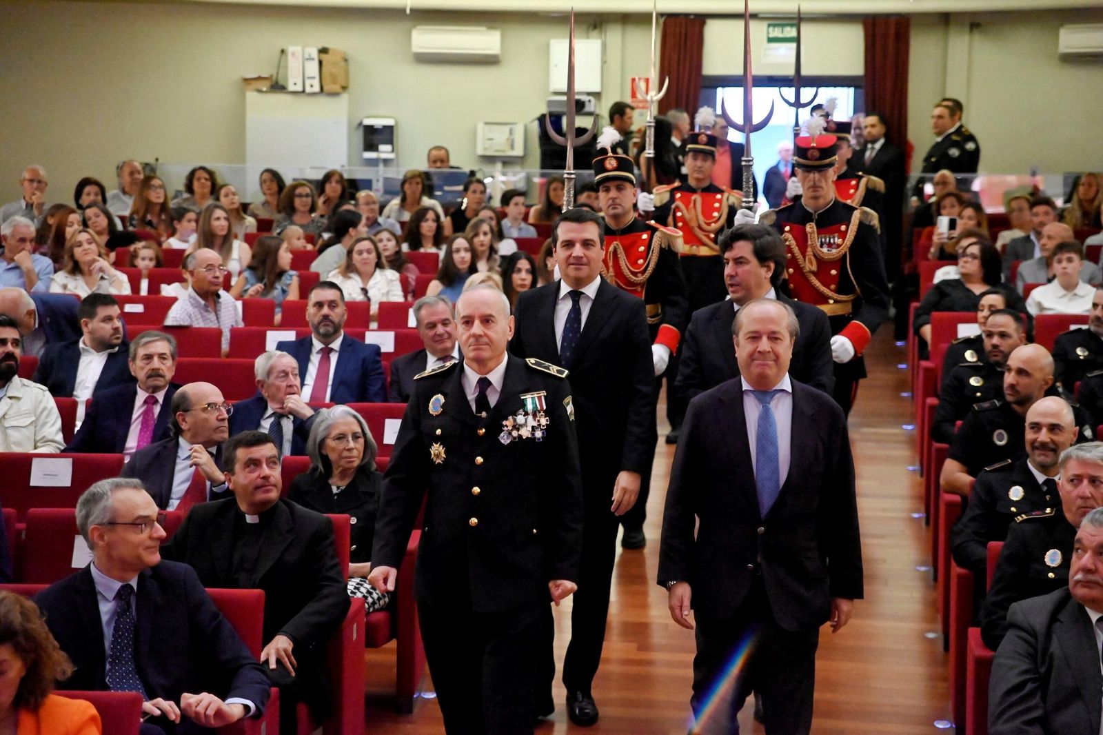La celebración de la festividad del patrón de la Policía Local de Córdoba, en imágenes