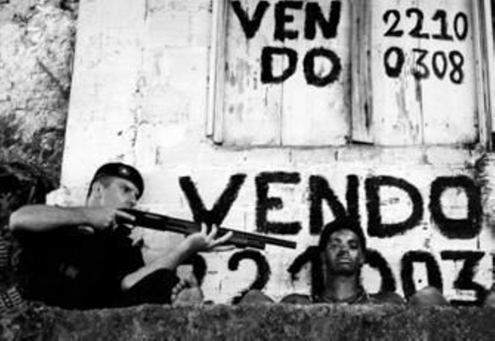 Padilha, Oso de Oro en Berlín, opta por una efectista violencia antes que por una denuncia sólida.