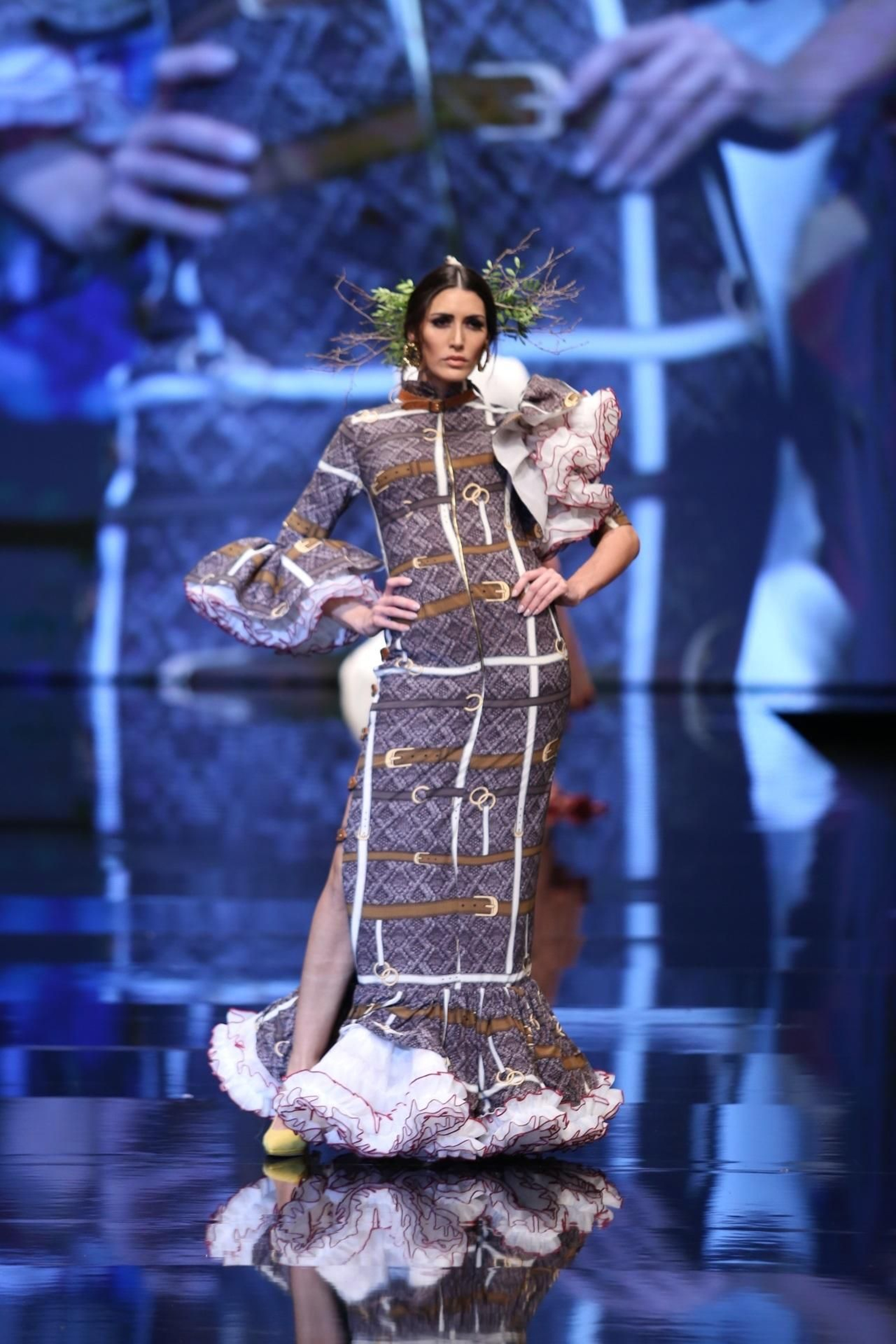 José Raposo en SIMOF 2019, fotos del desfile