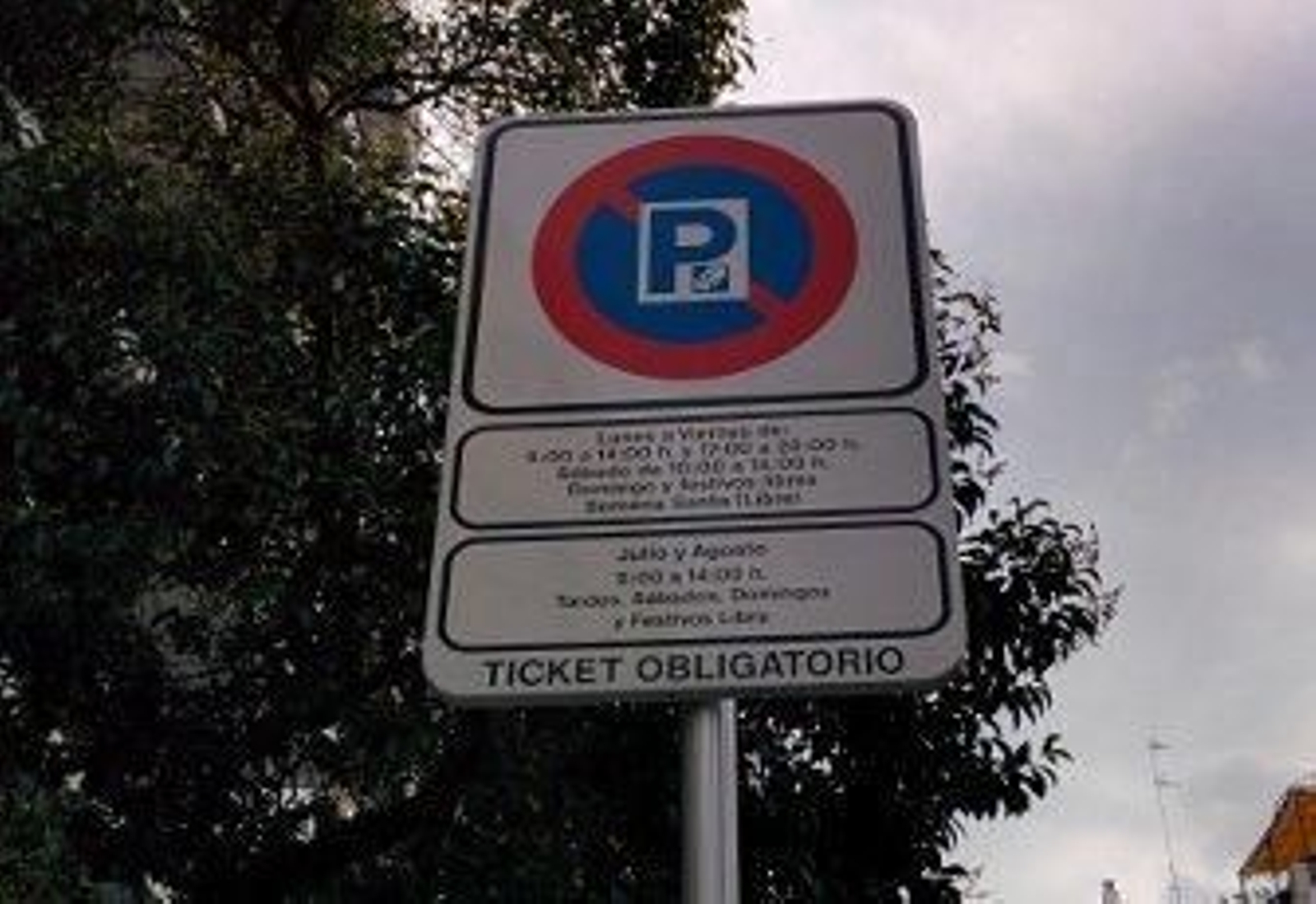 El Defensor del Pueblo admite a trámite las quejas contra la zona azul