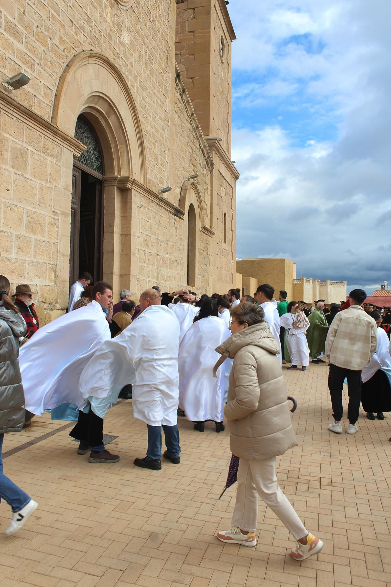 Las imágenes del Domingo de Resurrección en Turre: carreras de San Juan