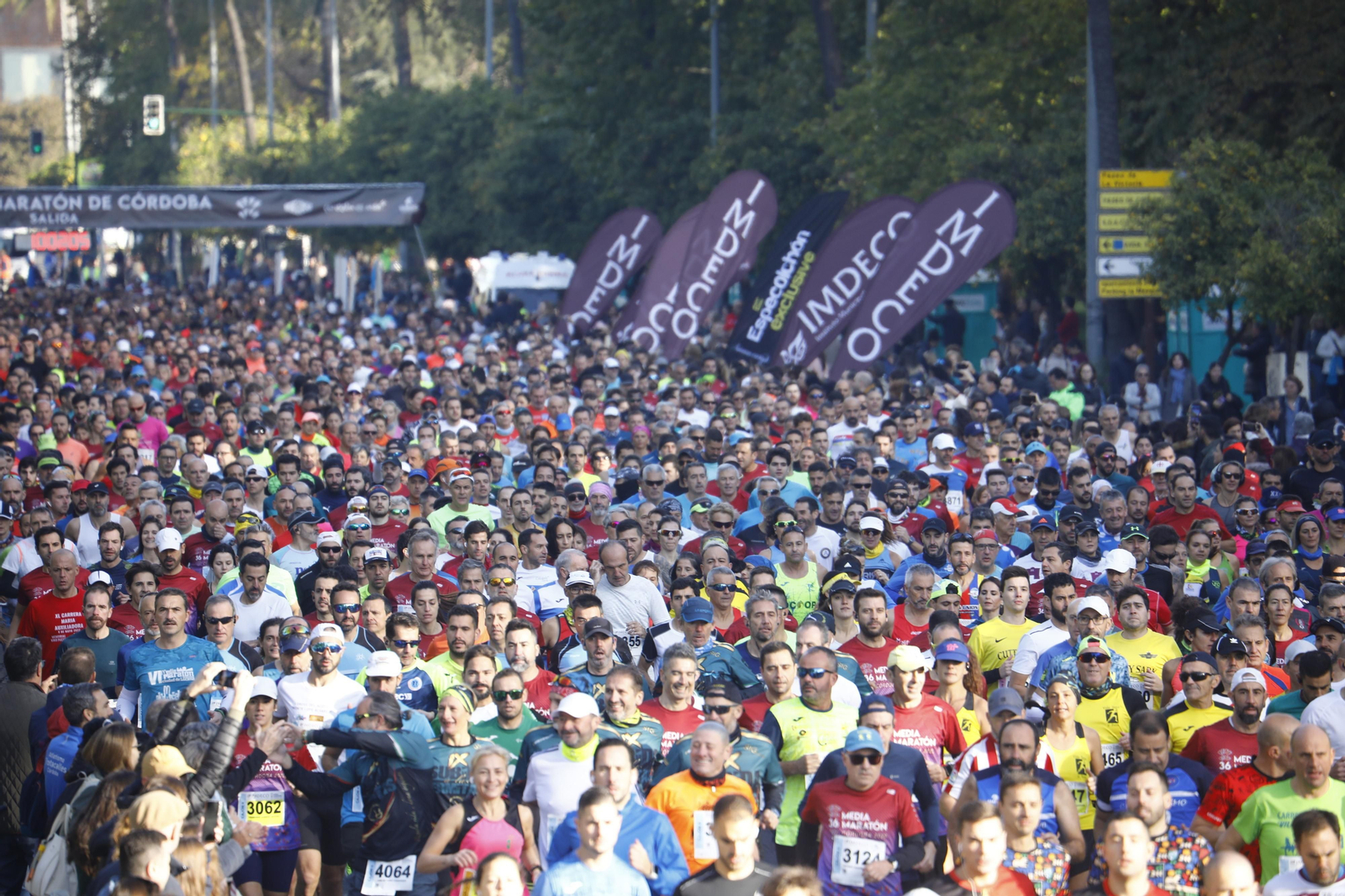 Las imágenes de la salida de la 36 Media Maratón de Córdoba