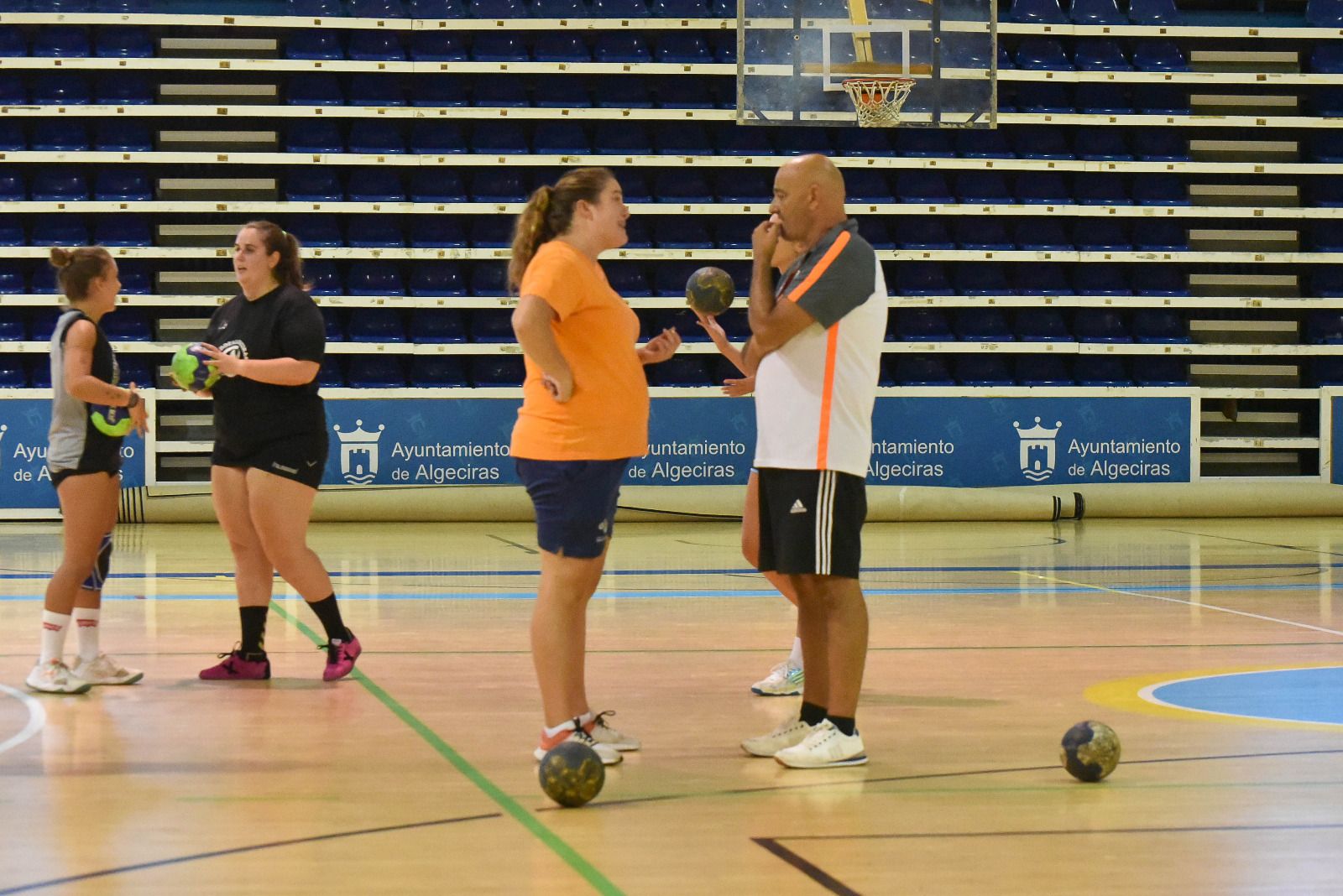 Las fotos del entrenamiento del BM Ciudad de Algeciras femenino