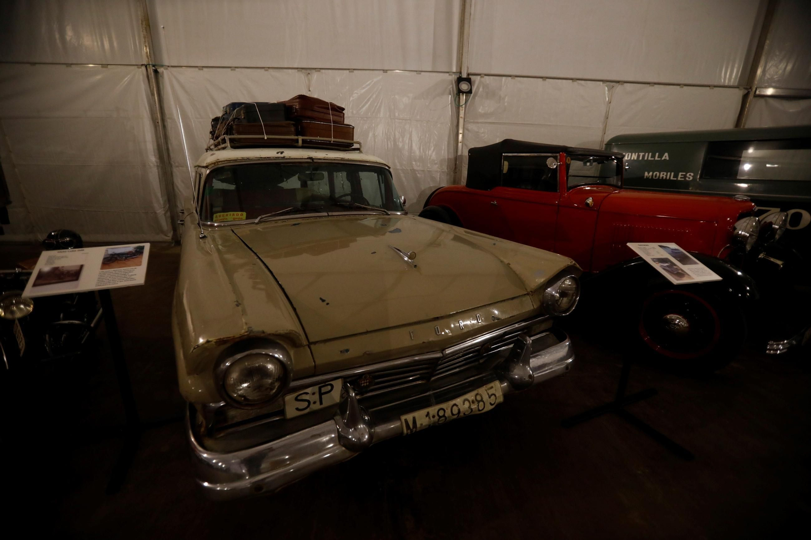 Un paseo en imágenes por la Exposición de la Historia del Automovilismo en Córdoba