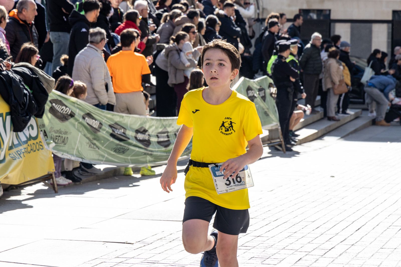 En imágenes: deporte y solidaridad se dan la mano en la VI Carrera-Caminata de la Hermandad de la Buena Muerte (2)