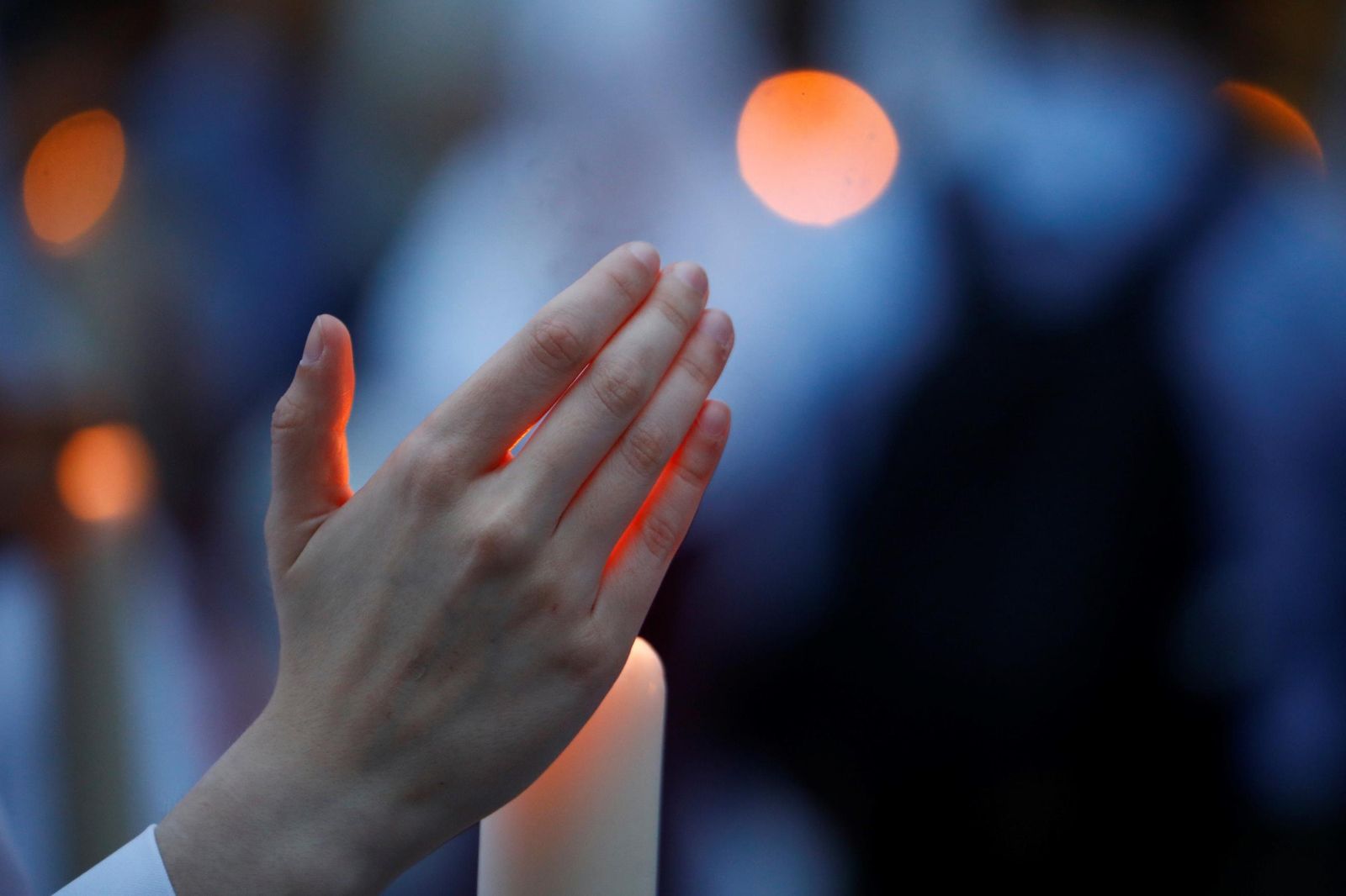 La procesión del Señor de la Salud de Puerta Nueva, en imágenes
