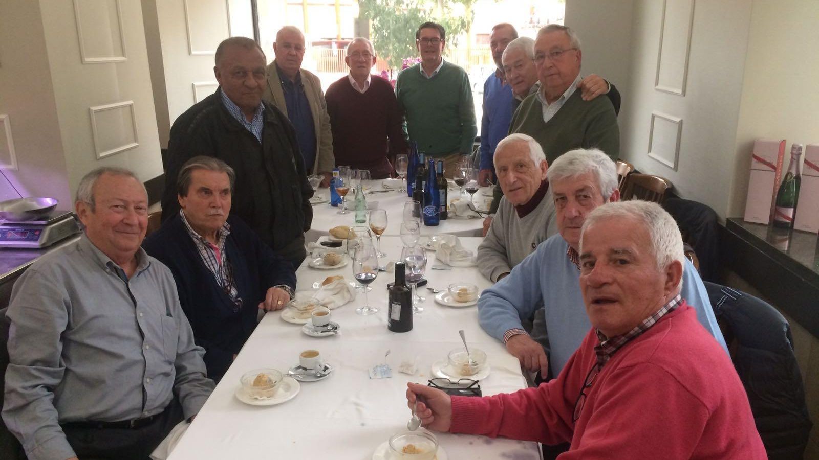 Comida de históricos malaguistas.