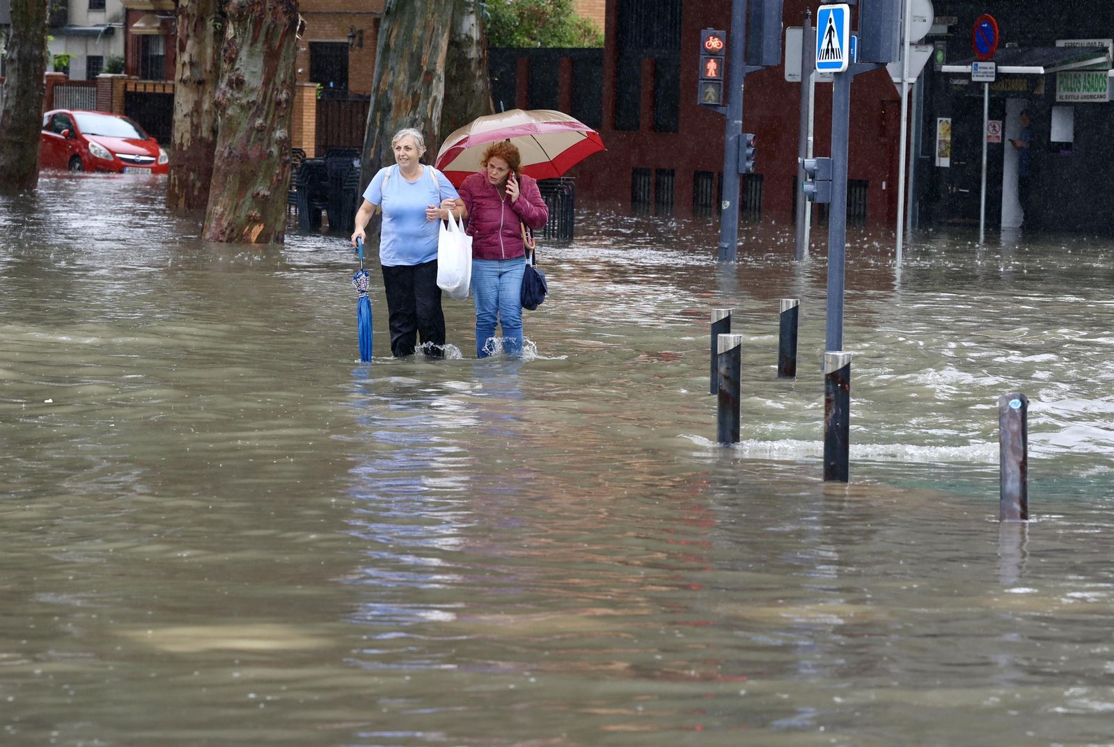 Inundación en la Ronda del Tamarguillo
