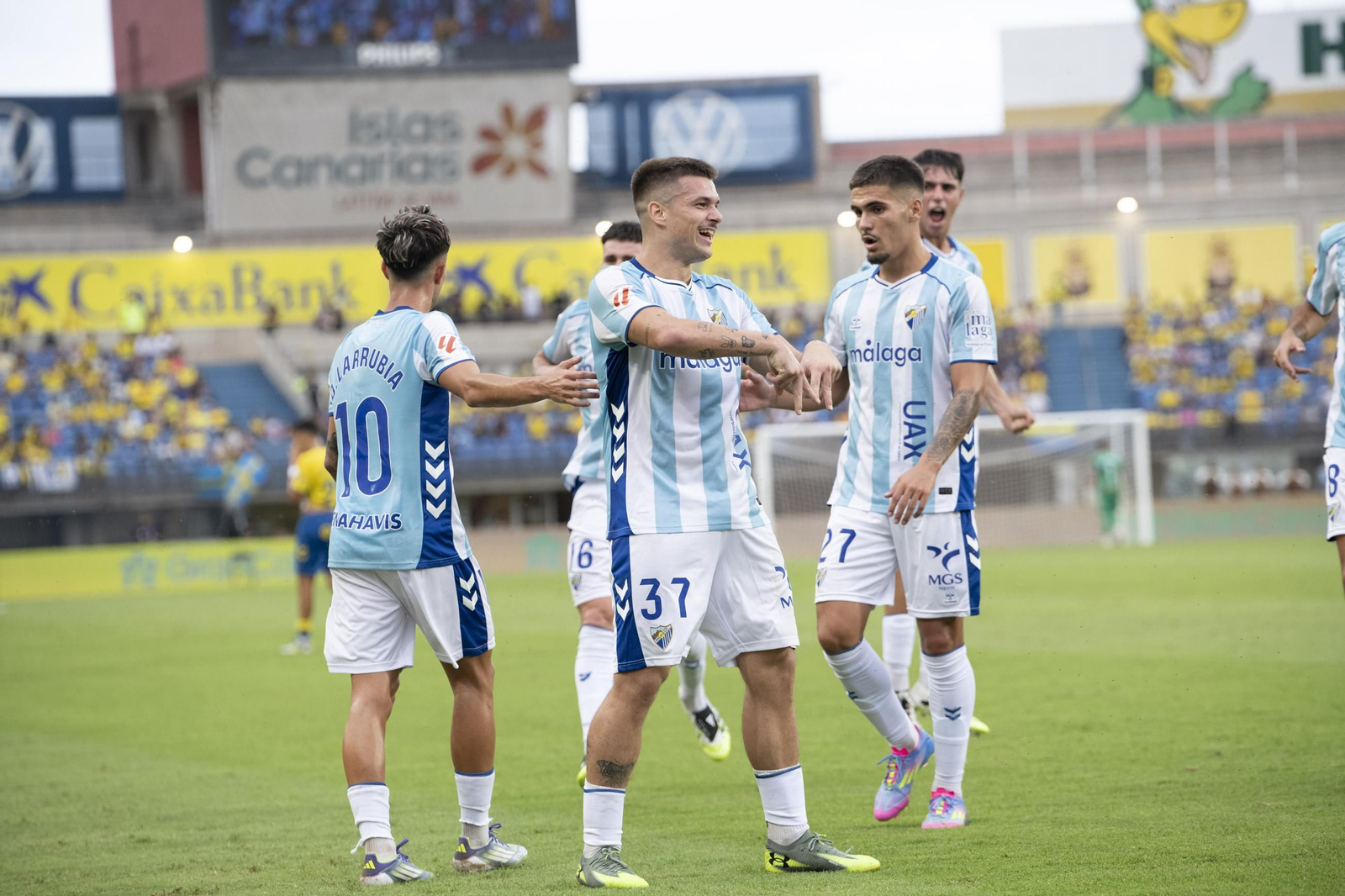 Celebración del gol en el Las Palmas-Málaga CF