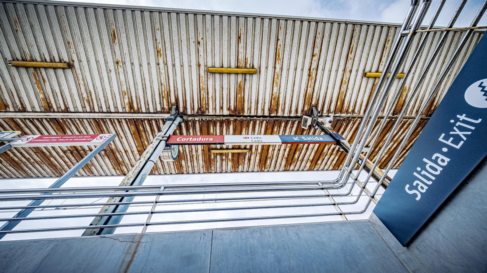 Las imágenes del estado de la estación de trenes en Cortadura