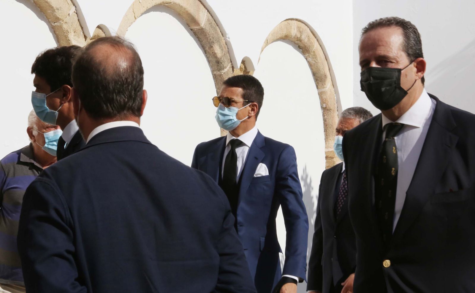 Primeras imágenes del entierro de Mercedes Domecq