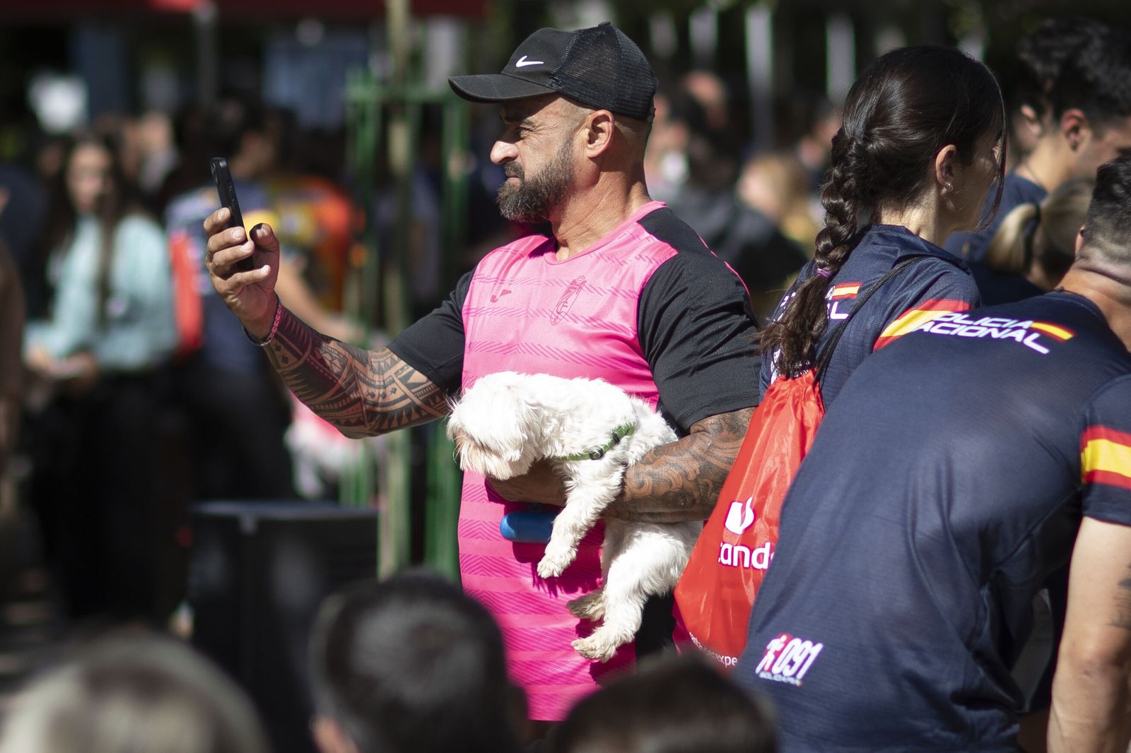 Encuéntrate en las imágenes de la carrera de la Policía Nacional 'Ruta 091'