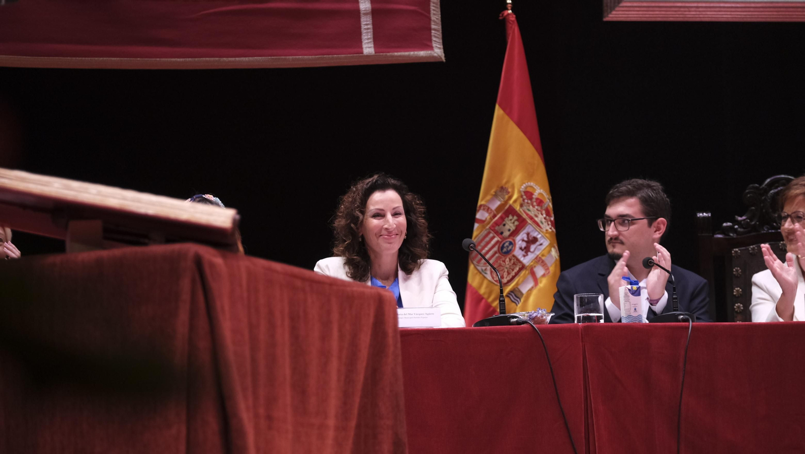 Imágenes de la constitución de la Corporación Municipal de almería, con María Vázquez como Alcaldesa