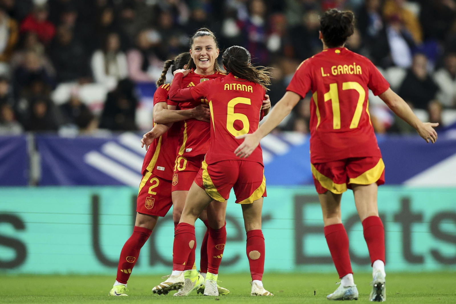 Las fotos de la exhibición de España femenina en Francia