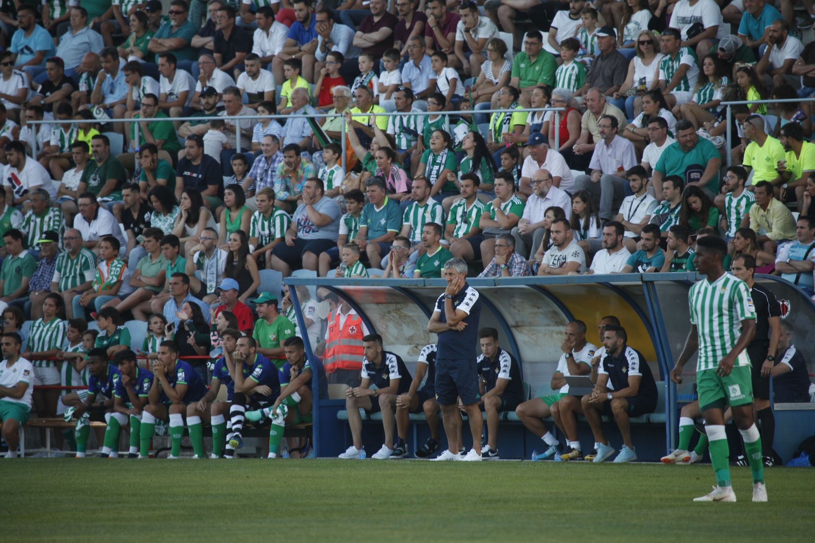Setién observa a su equipo en el partido ante el Braga.