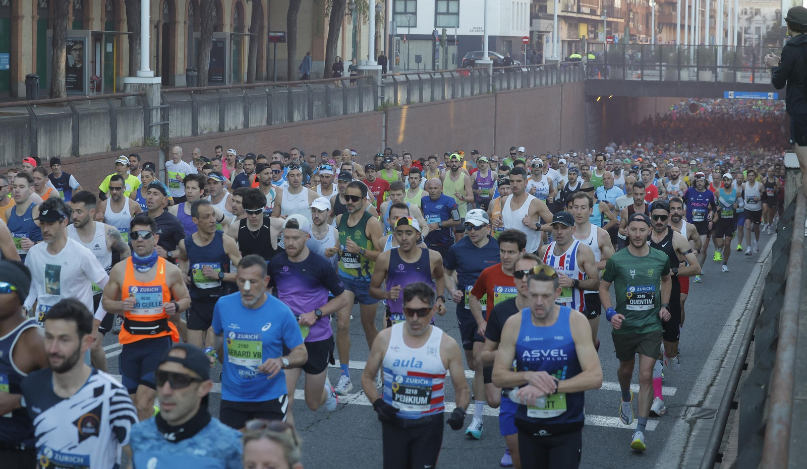 Búscate en el Zurich Maratón de Sevilla 2025