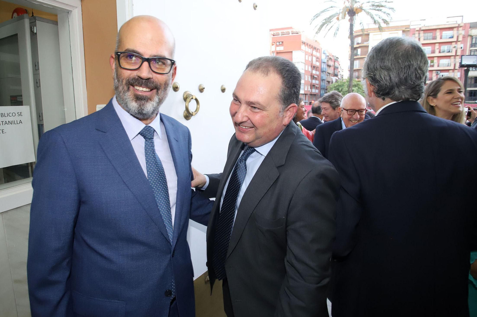 Imágenes de la recepción a los invitados a la gala de los Onubenses del Año