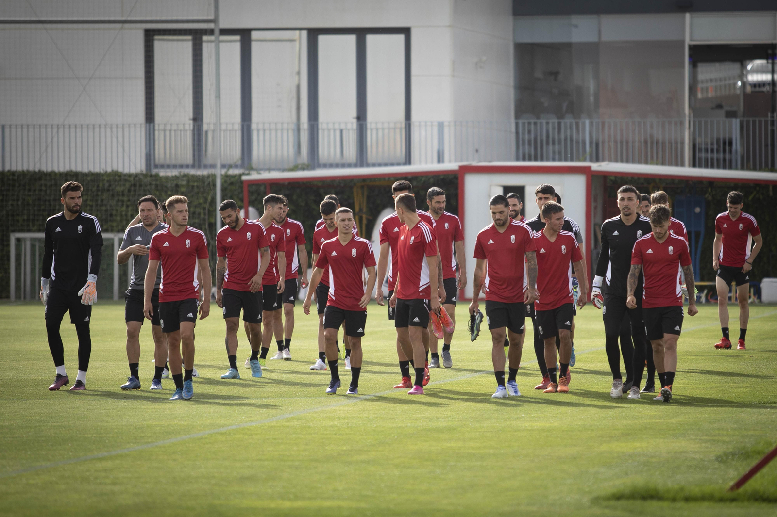 Así ha sido el primer entrenamiento del Granada CF de la pretemporada