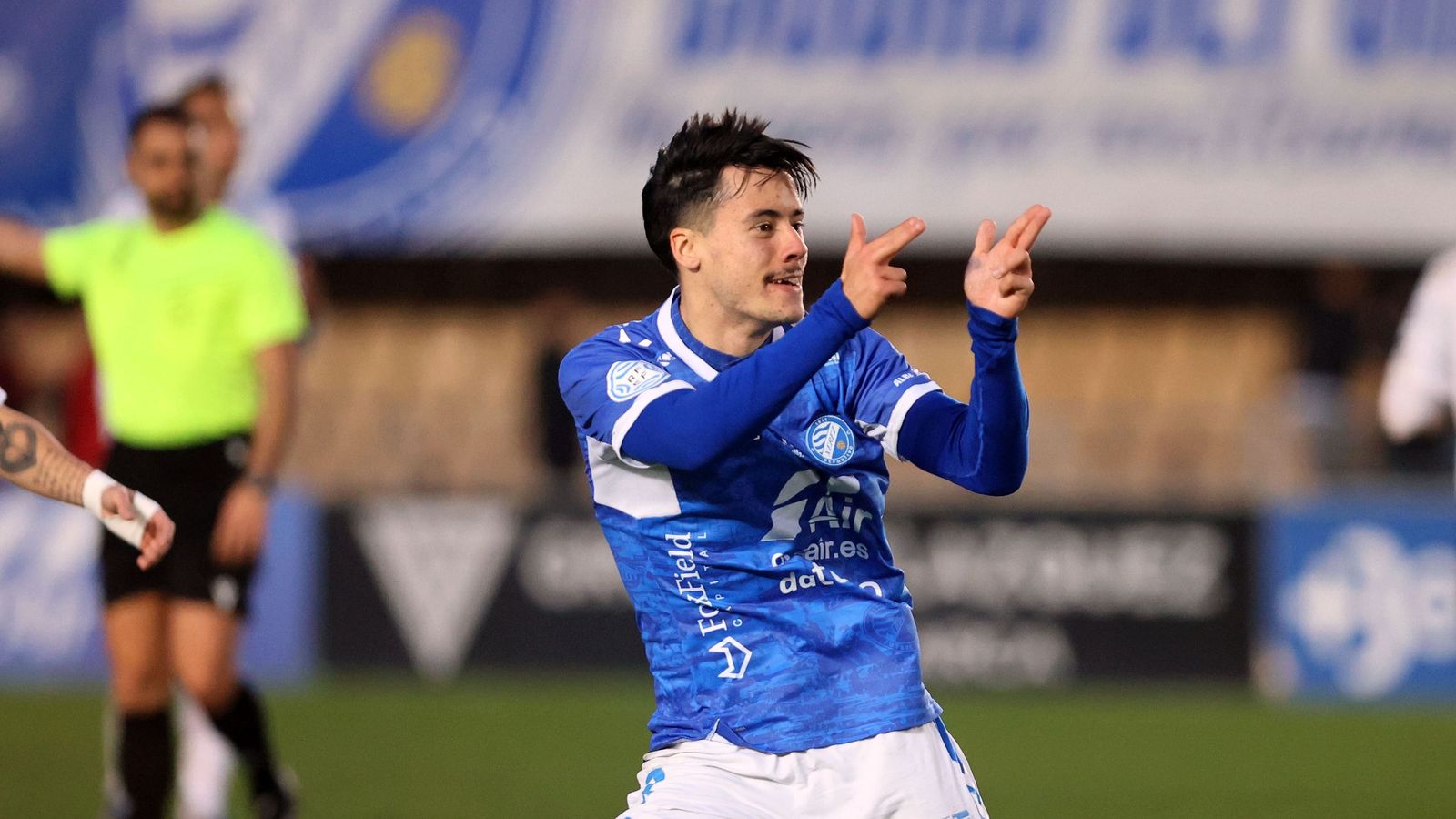 Imágenes del Xerez DFC contra el UCAM Murcia CF en Chapín