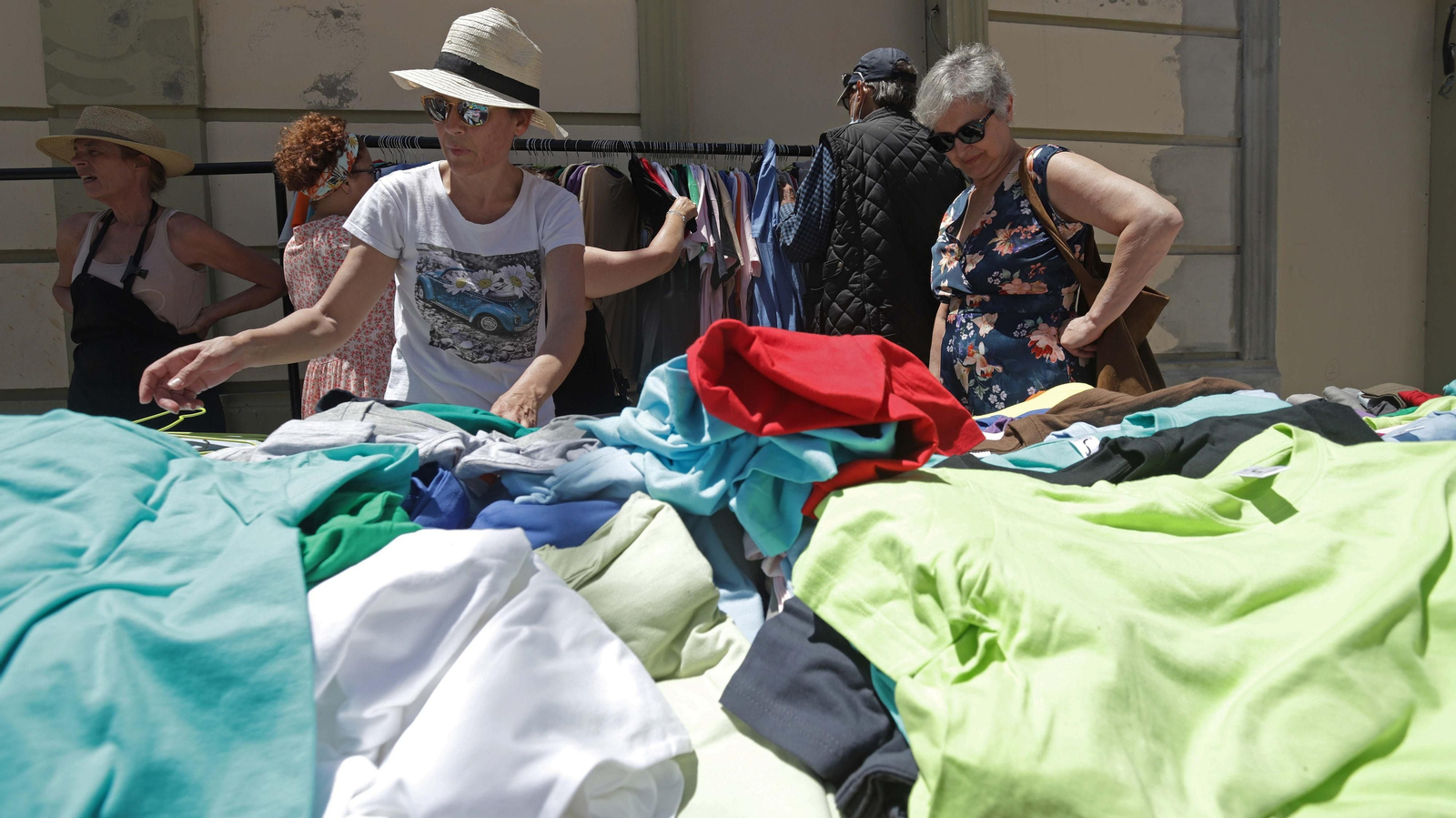 Fotos del Super Outlet Endless Summer en Tarifa