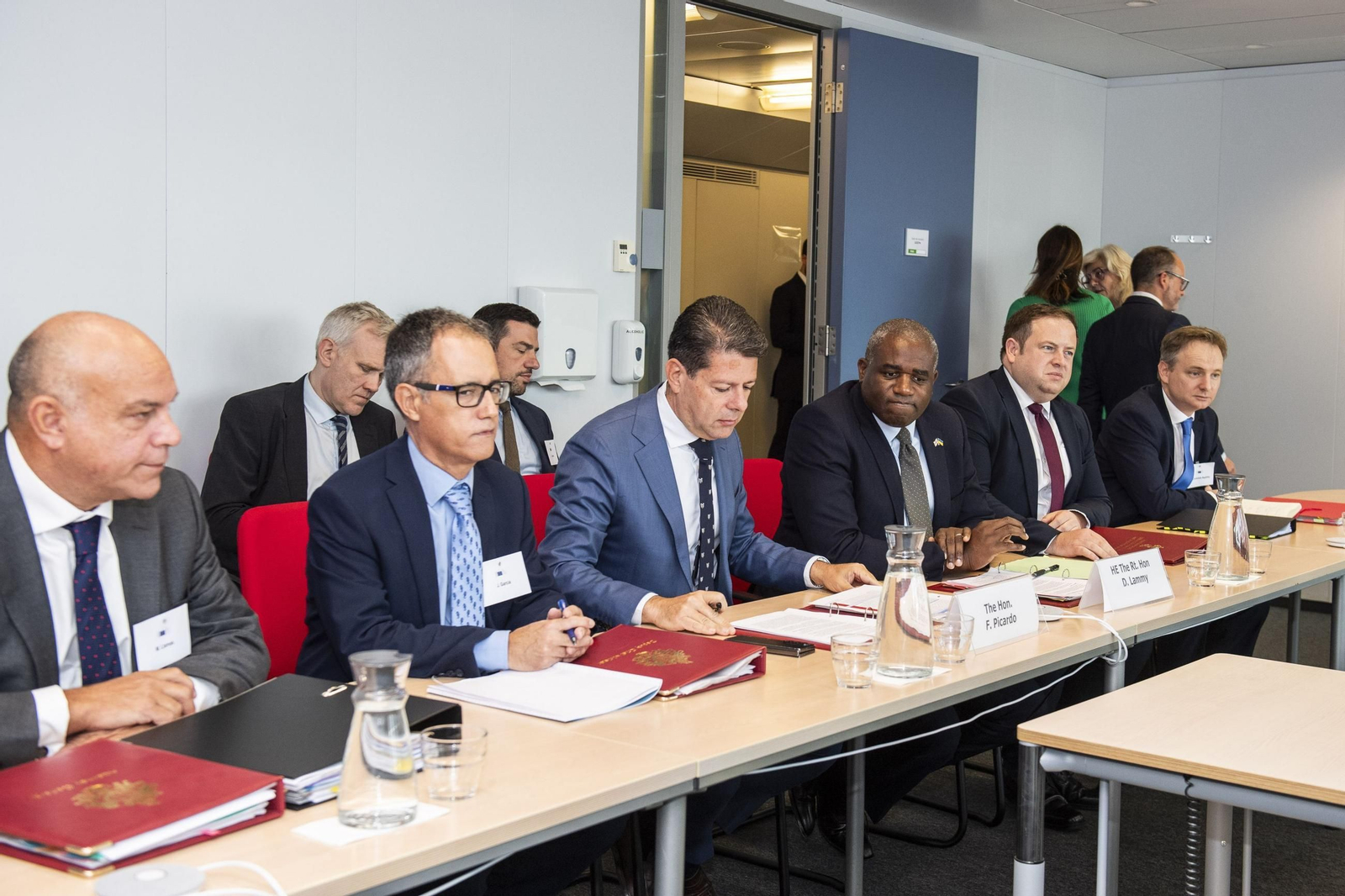 Cumbre ministerial en Bruselas en busca de un acuerdo sobre Gibraltar