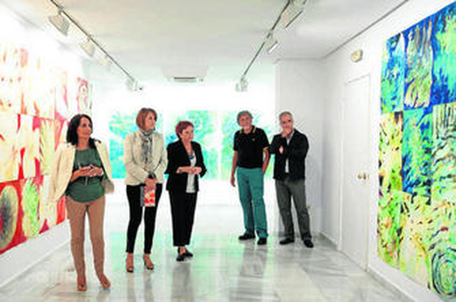 Candi Garbarino muestra su obra.