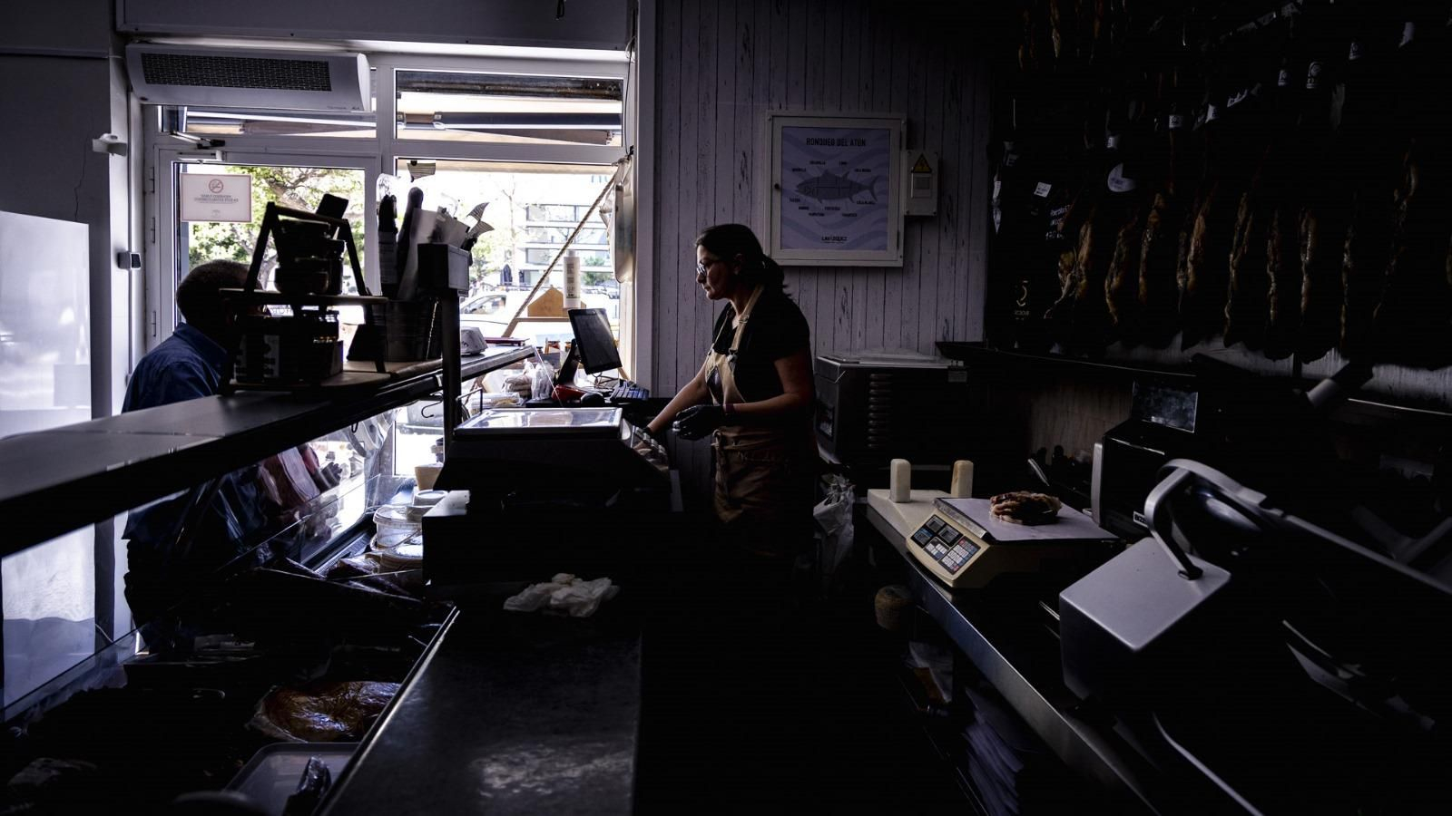 Las imágenes del apagón general en Cádiz: caos en el tráfico