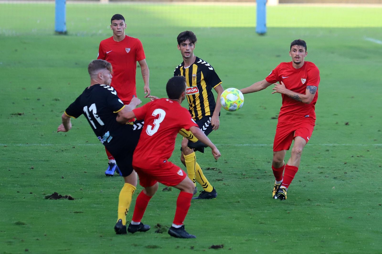 El equipo lepero dio la cara en todo momento pero no logró un resultado positivo.