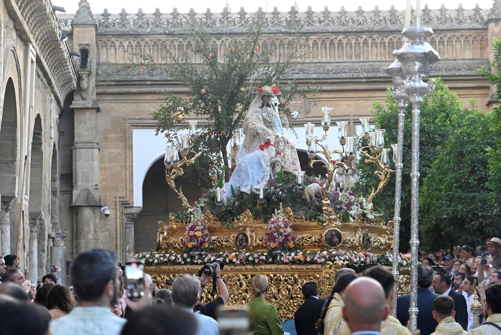 Las mejores fotos de la procesión de la Divina Pastora de Córdoba