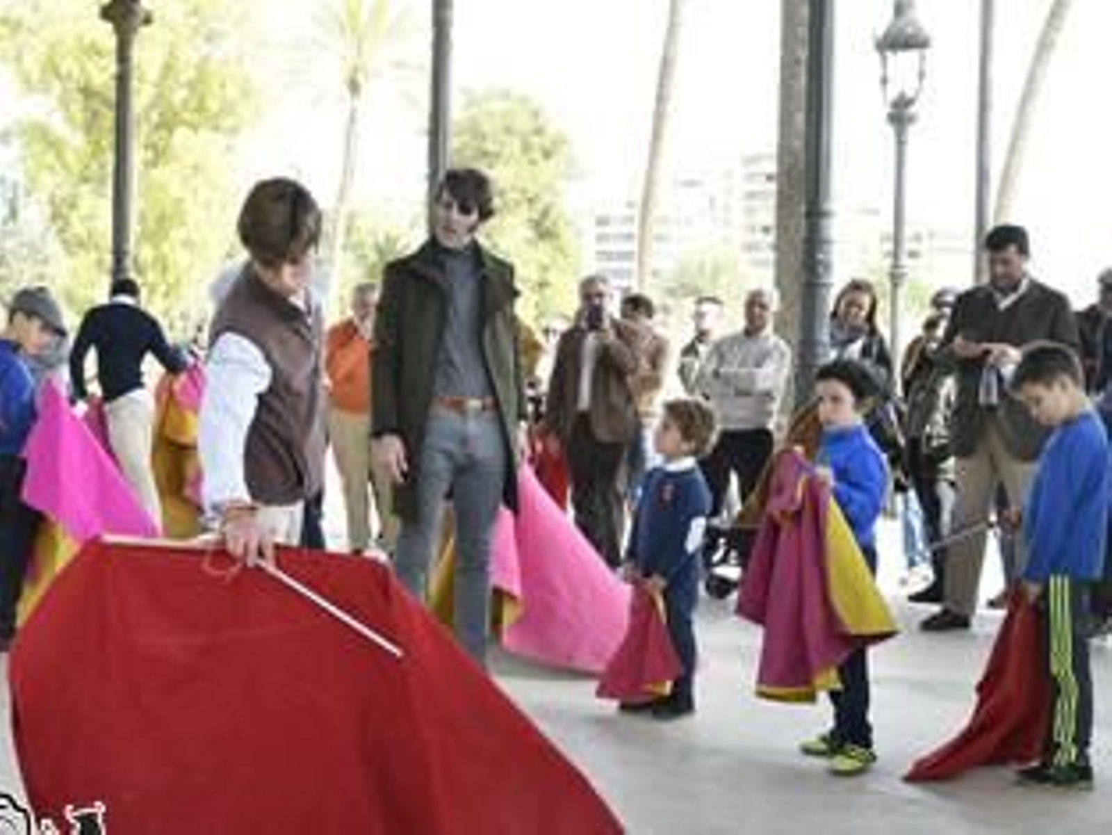 El acto contó con la participación de muchos jóvenes y niños