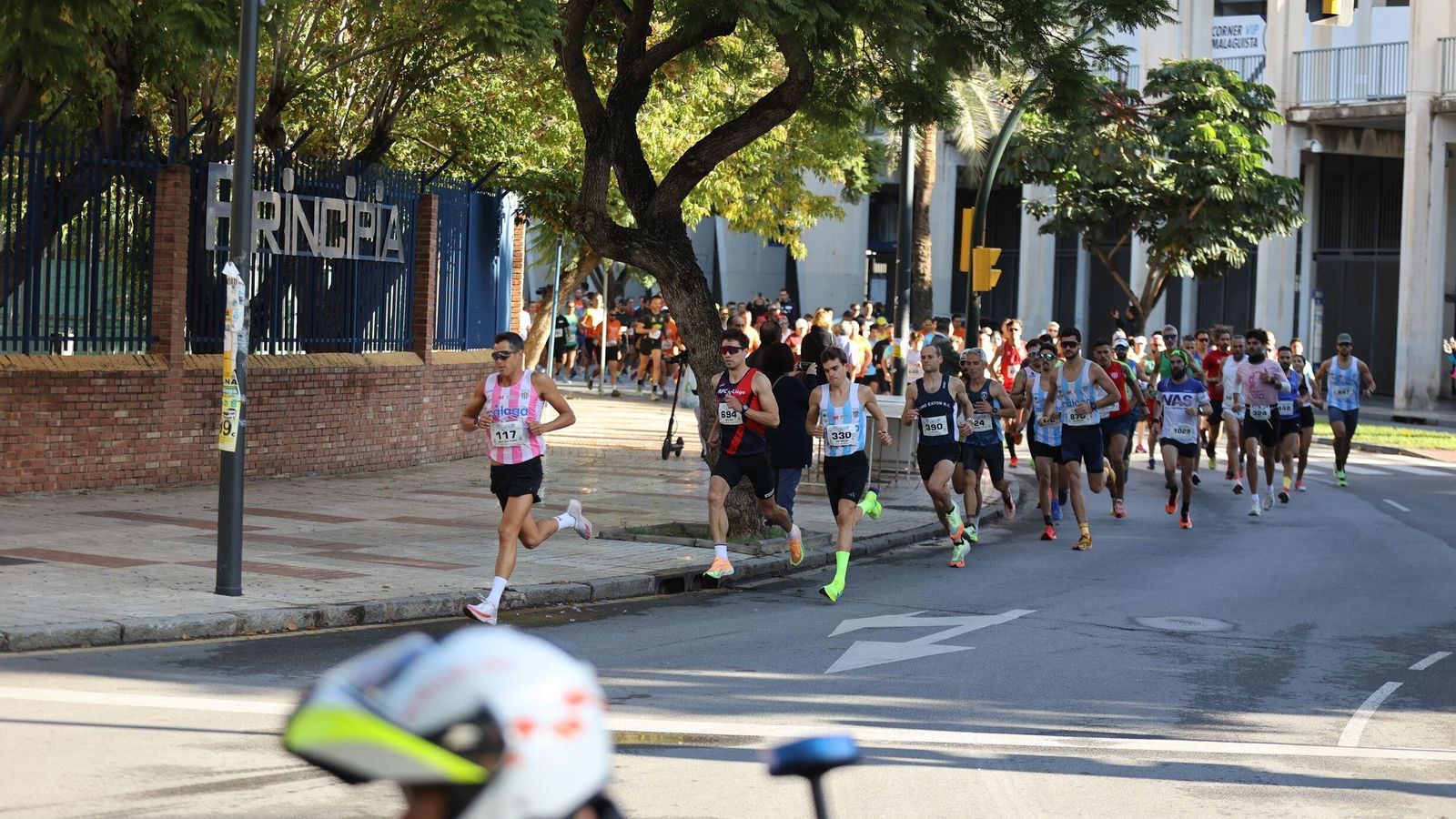 Búscate en las fotos de la Carrera de la Prensa en Málaga