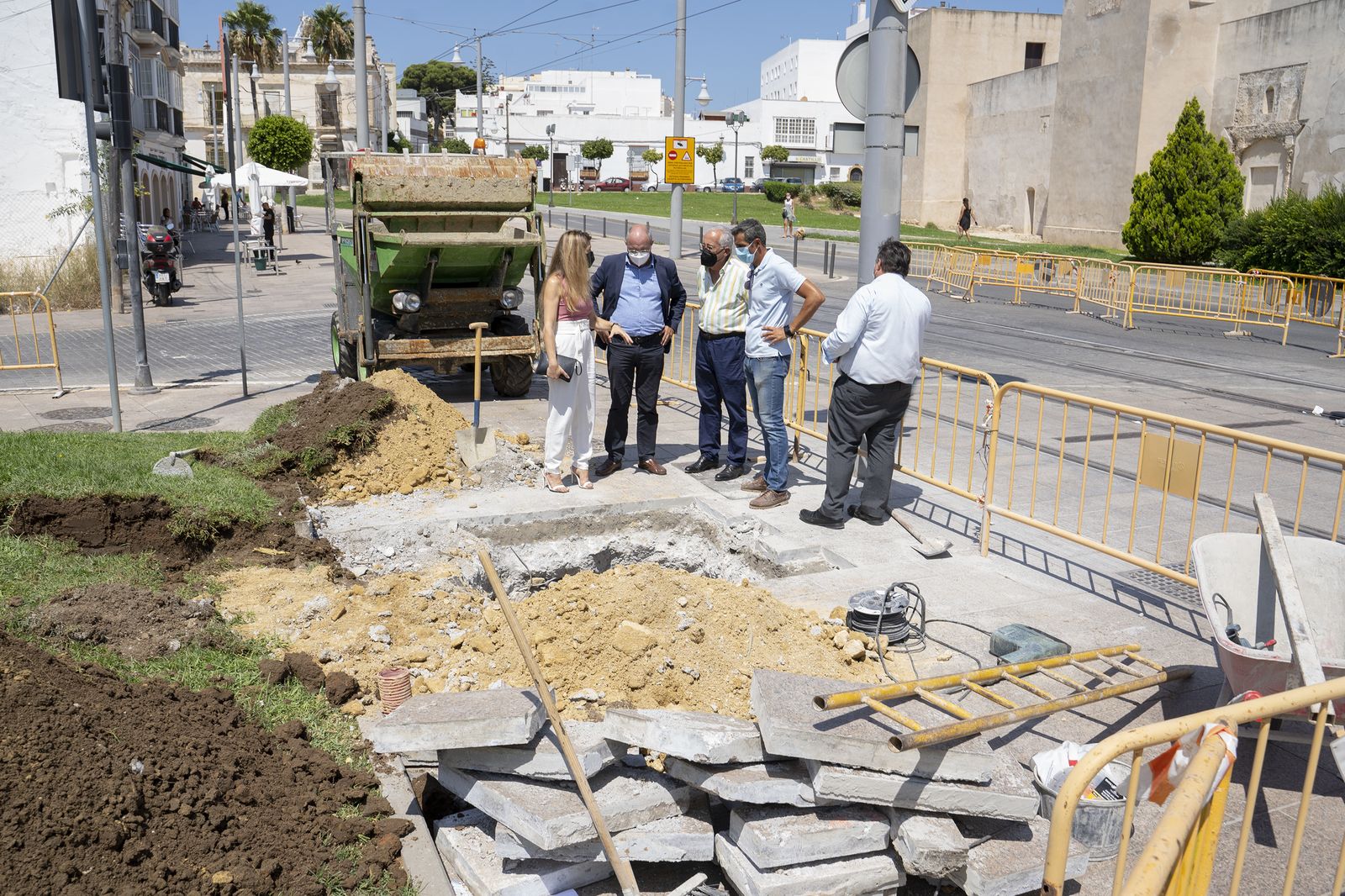 Obras en calle Real incluidas en la actuación para la creación de una red de pluviales en San Marcos.