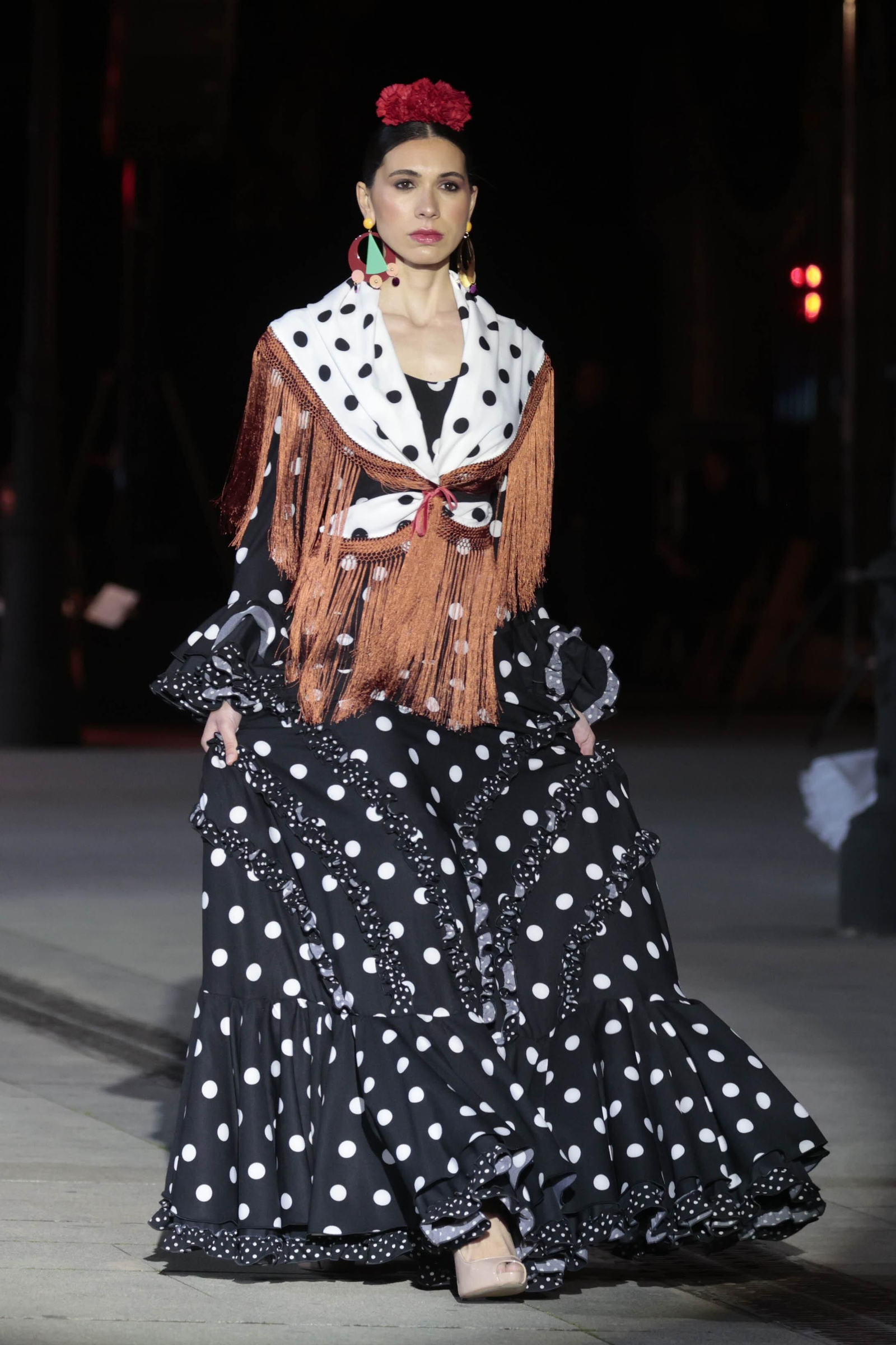 El desfile Andalucía es flamenca en el Palacio de San Telmo, todas las fotos