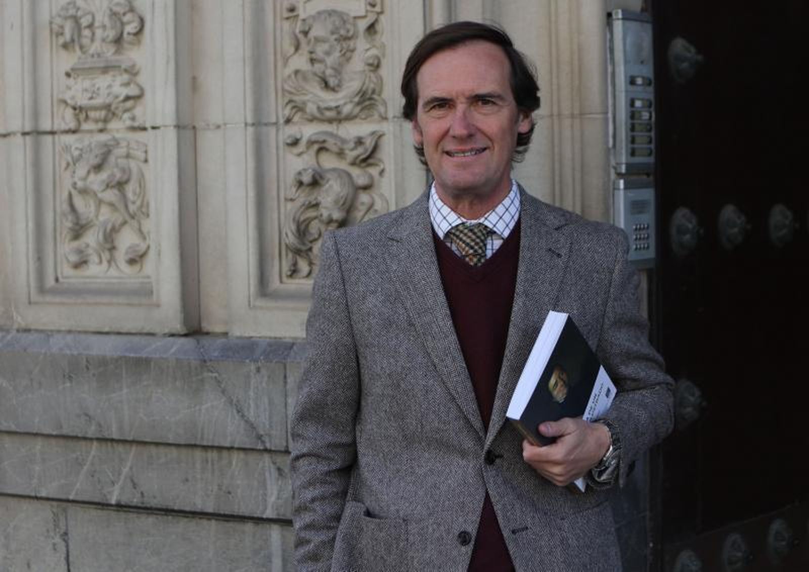 Juan Manuel Moreno, profesor de la Olavide, coordina el libro sobre Arjona.