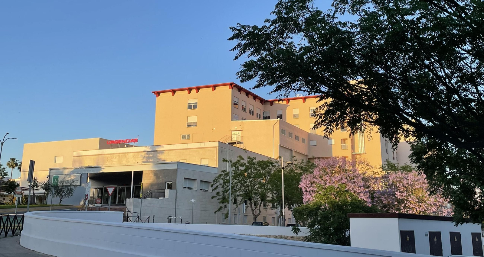 El Hospital de Osuna, donde finalmente murió el menor.