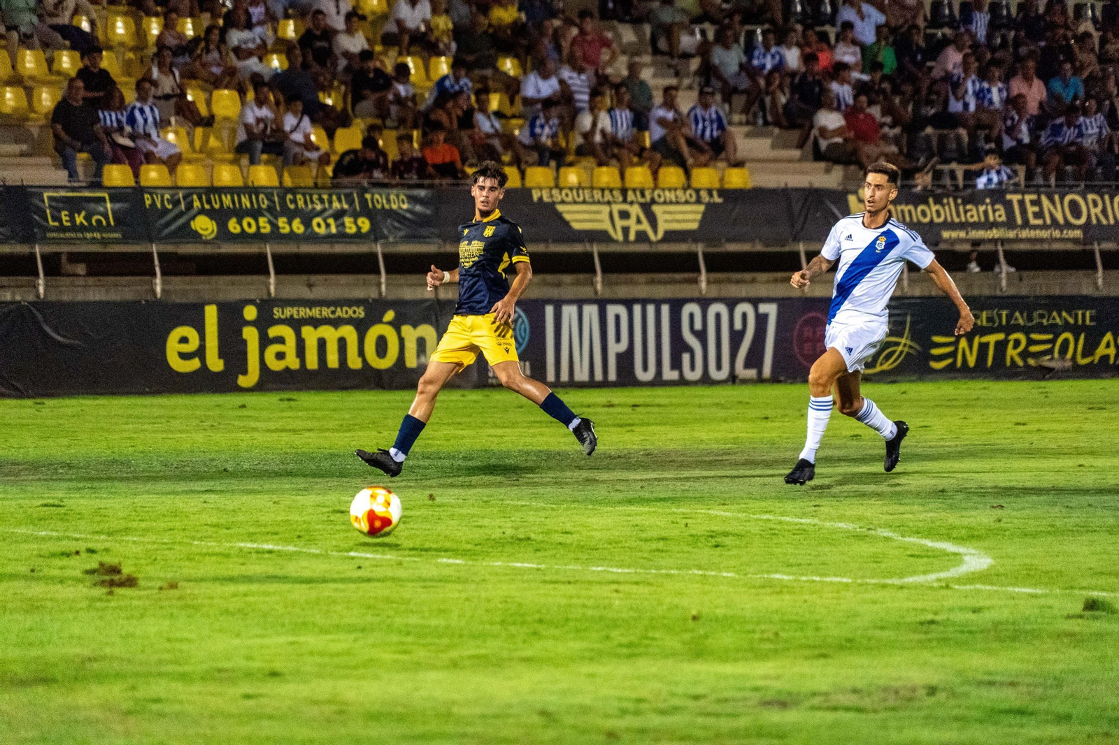Imágenes del partido AD Merida - Recreativo de Huelva del Trofeo de la Bella