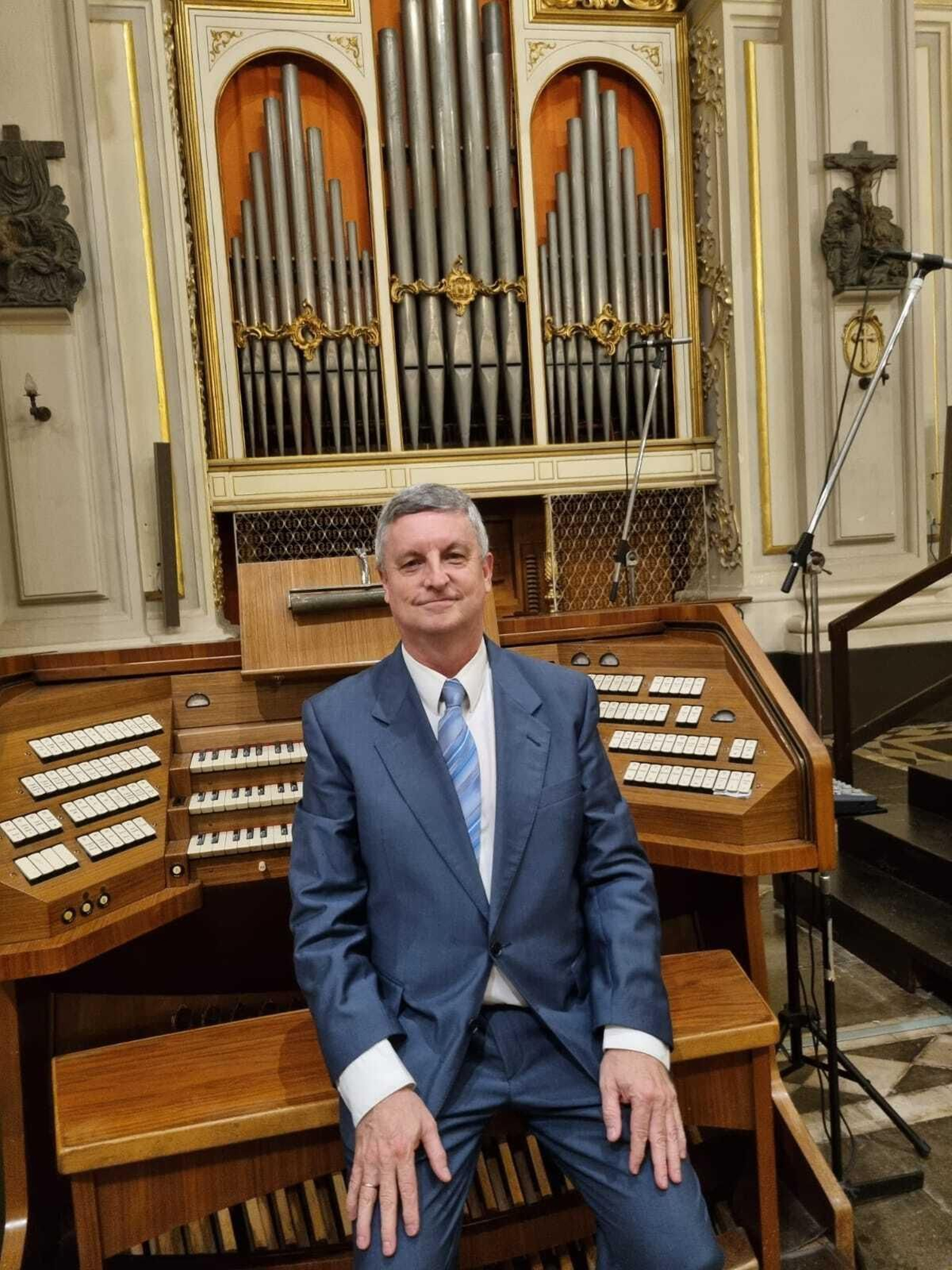 El organista jerezano Ángel Hortas, en Sicilia.