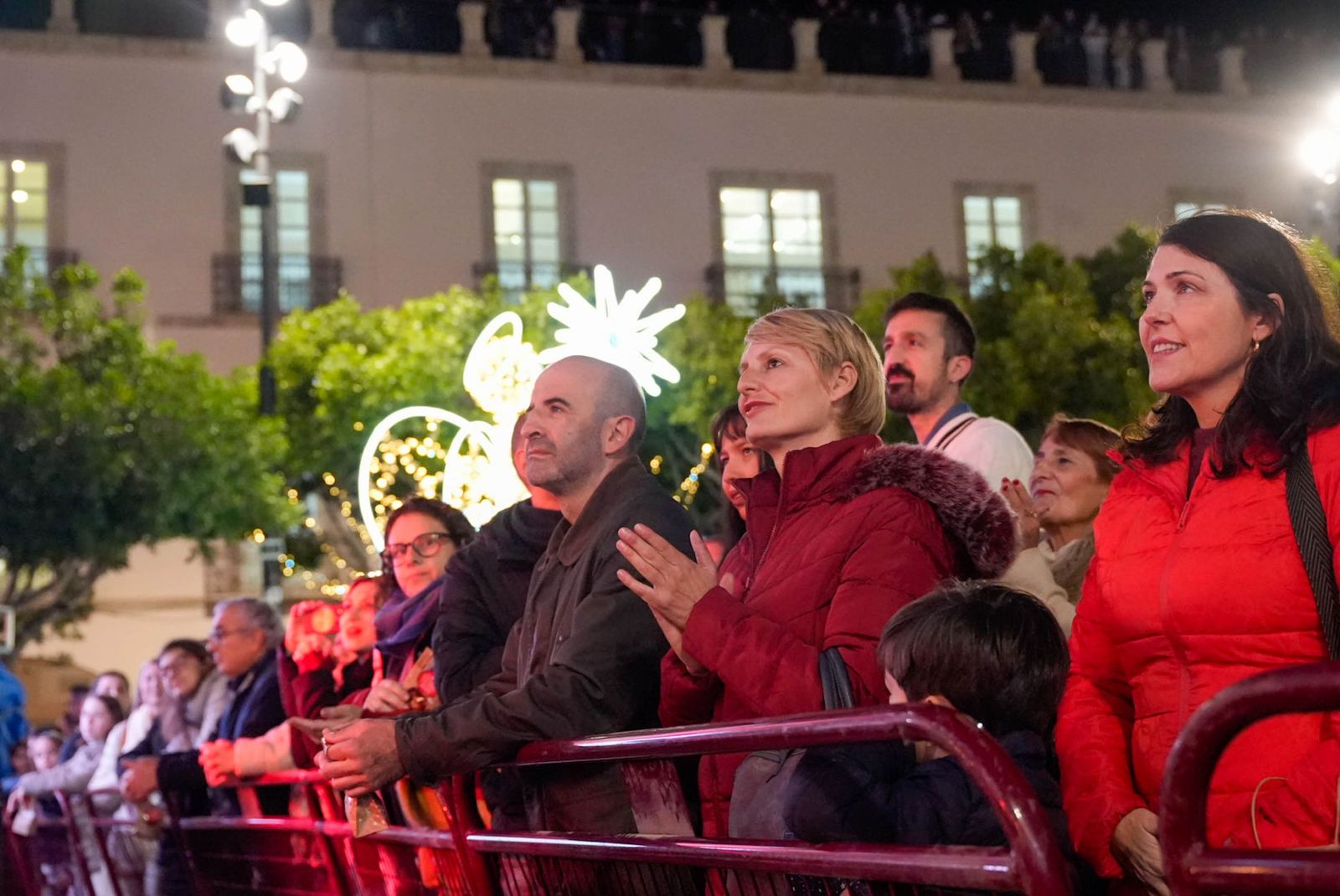 Almería despide con los 12 tomates cherry de la suerte el año 2025