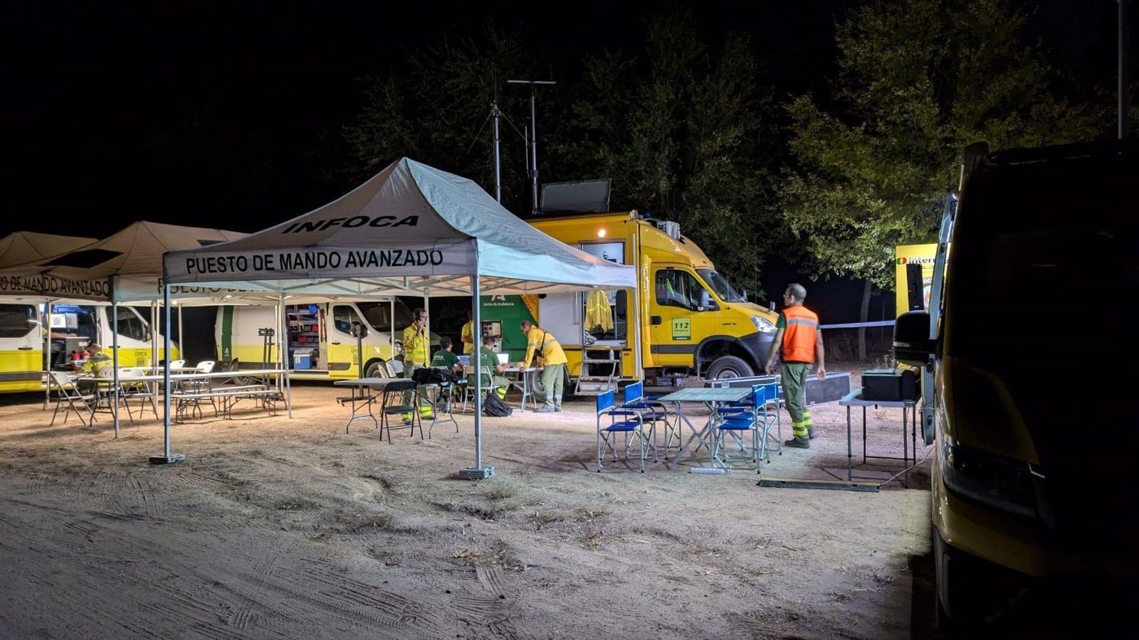 Imagen del Infoca de su puesto de mando avanzado con motivo del incendio forestal declarado el 18 de agosto en Andújar.