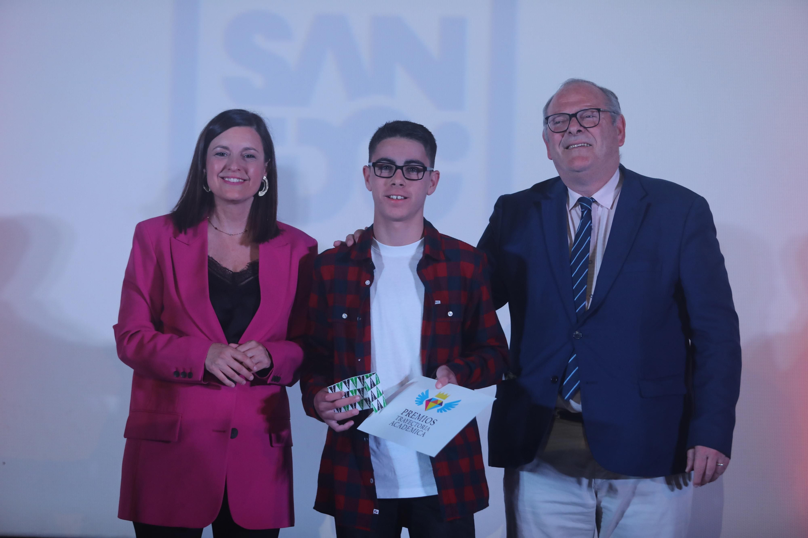 Las imágenes del acto de entrega de premios a los mejores expedientes académicos en San Fernando