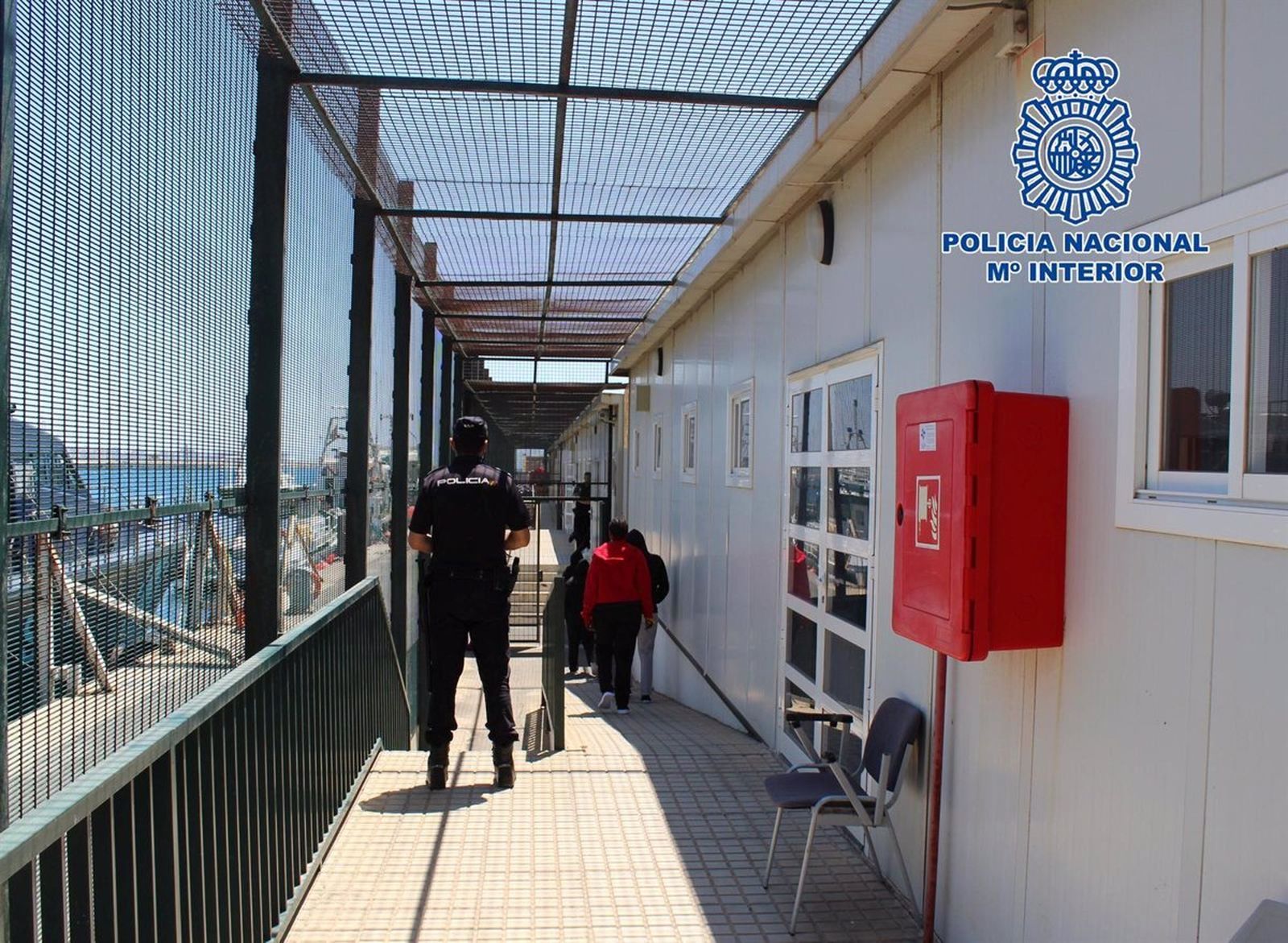 Centro de Acogida Temporal de Extranjeros del puerto de Almería.