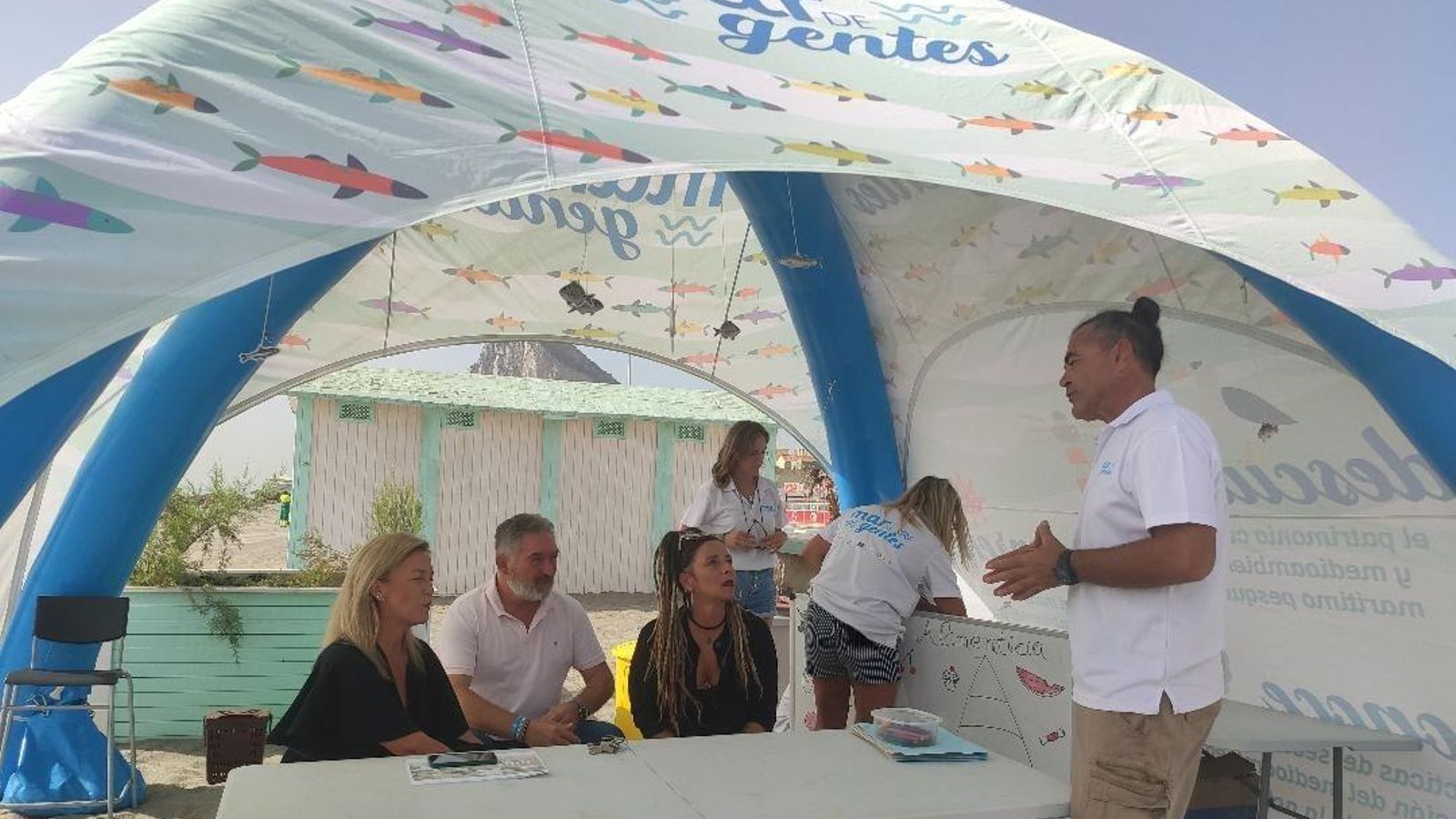 Un momento de la clausura de la campaña 'Mar de Gentes'.