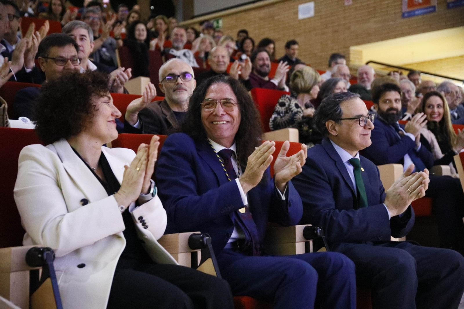 Las imágenes del acto de entrega de la Medalla de Oro a José Fernández Torres Tomatito, en la Universidad de Almería