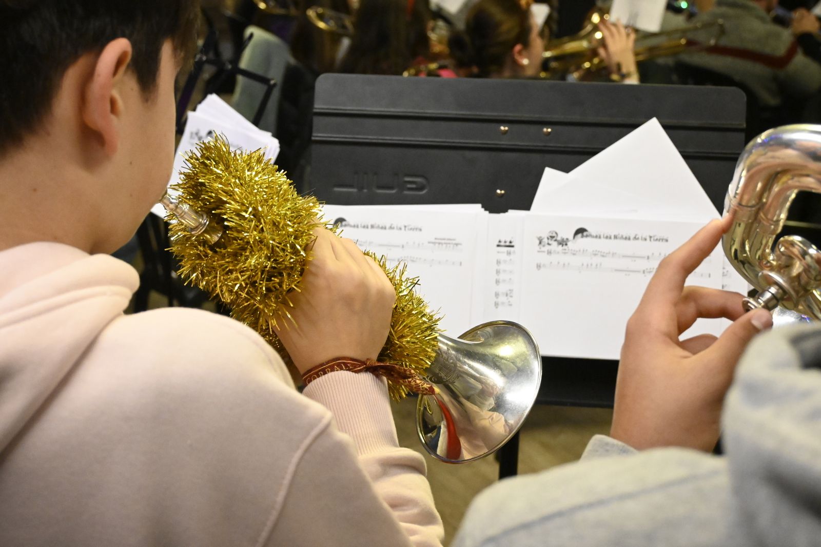 Ensayo preparatorio de la AM Santa Cruz para la cabalgata de Reyes Magos, en Imágenes