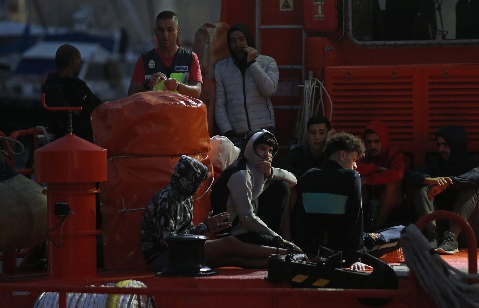 Los migrantes a bordo de la 'Salvamar Denébola'.