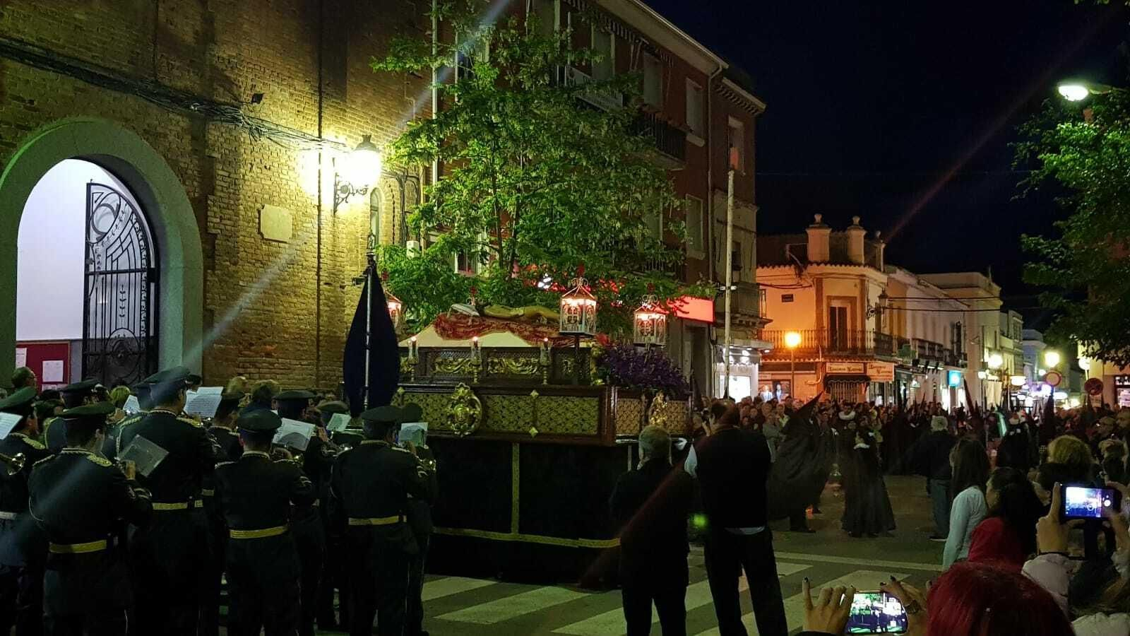 Las imágenes del Viernes Santo en la provincia