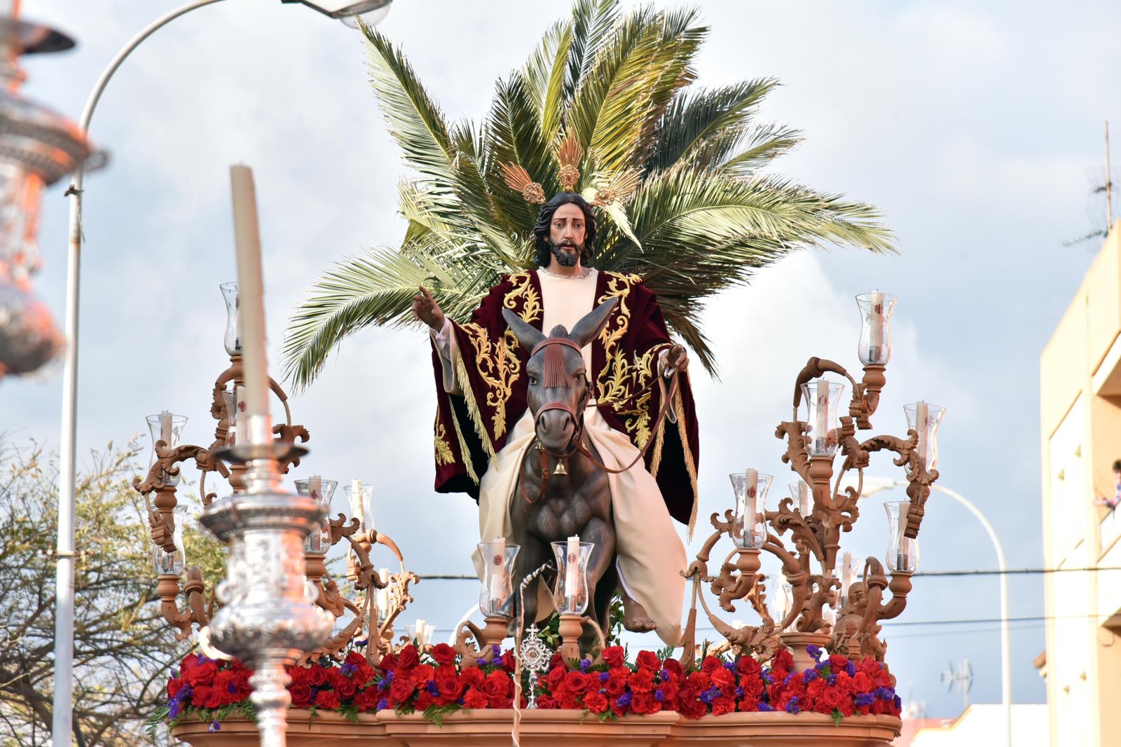 La Hermandad de la Borriquita de La Línea.