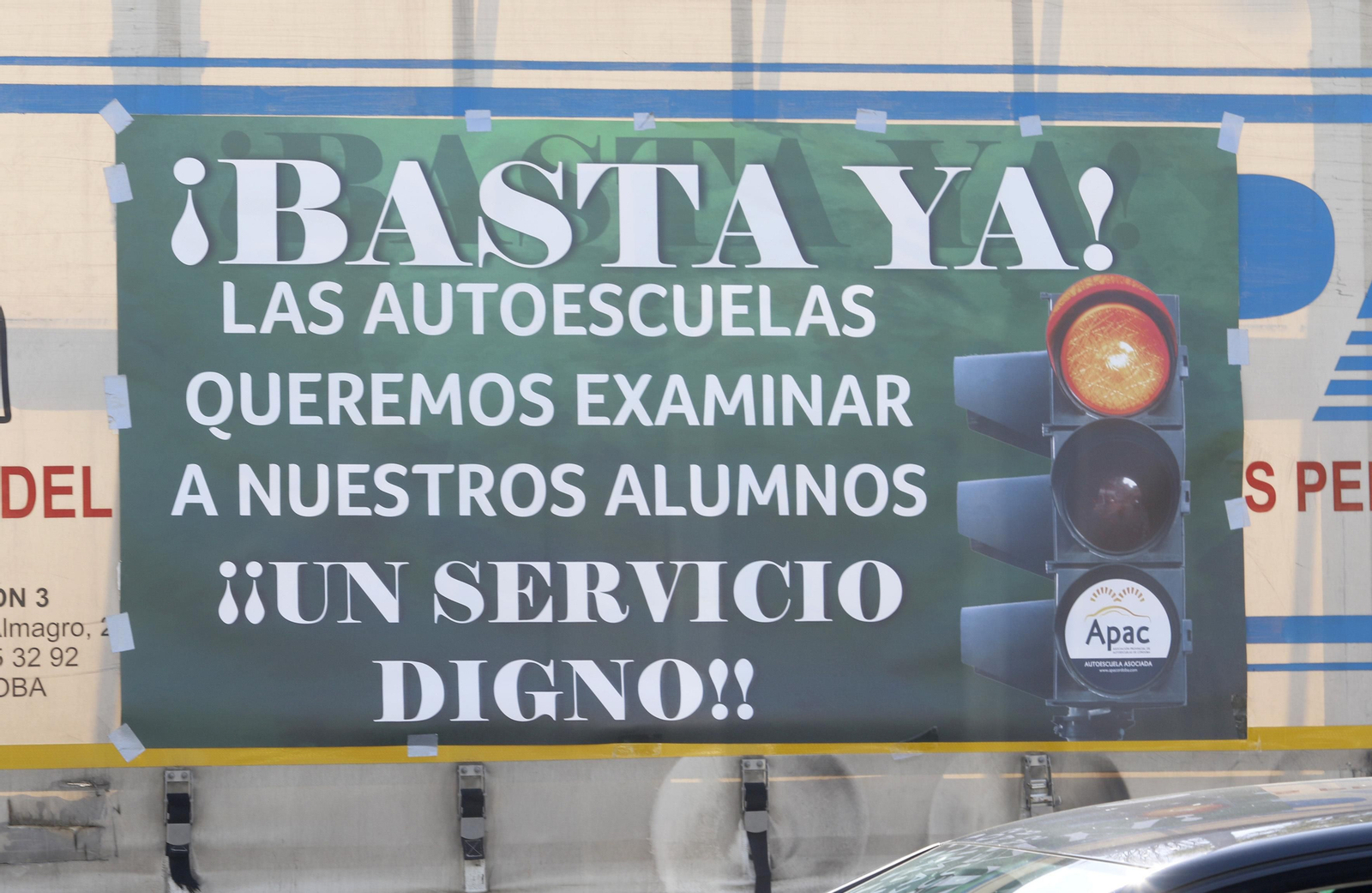 Así ha sido la protesta de las autoescuelas de Córdoba por la implantación del sistema CAPA Así ha sido la protesta de las autoescuelas de Córdoba por la implantación del sistema CAPA